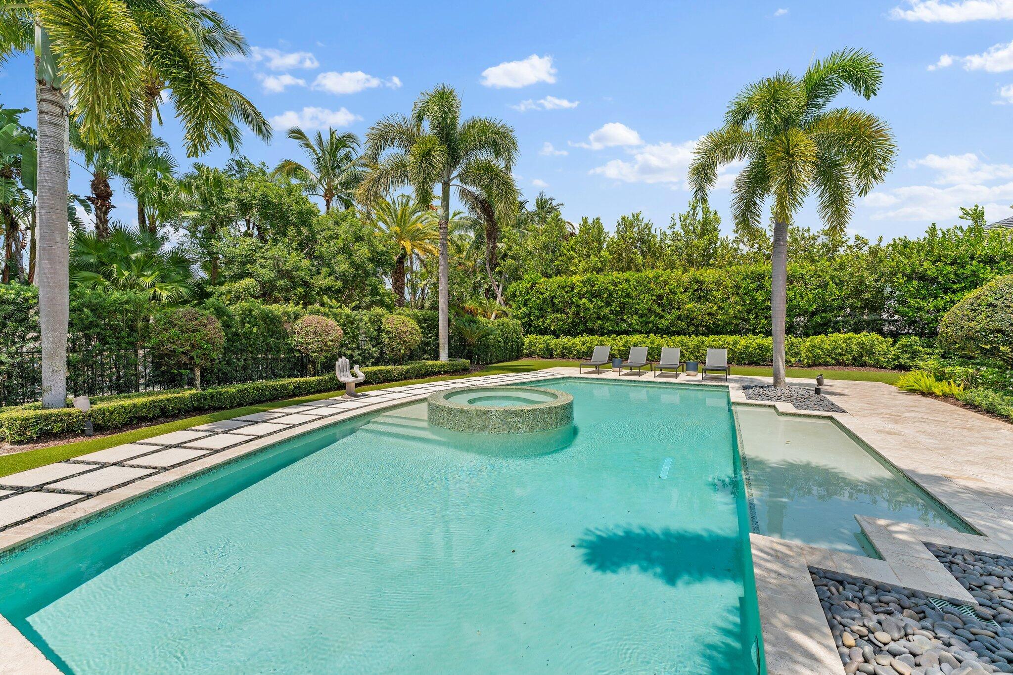 OLD PALM 4 - Residential