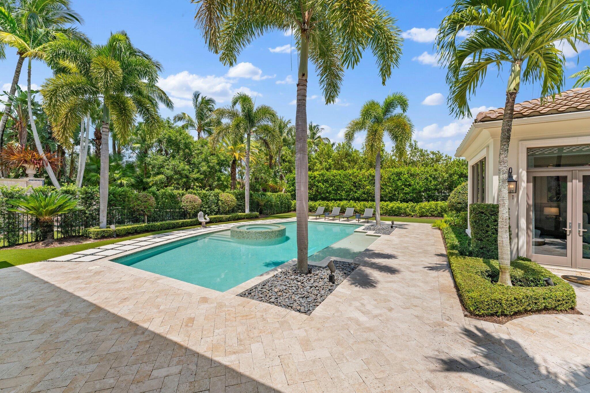 OLD PALM 4 - Residential