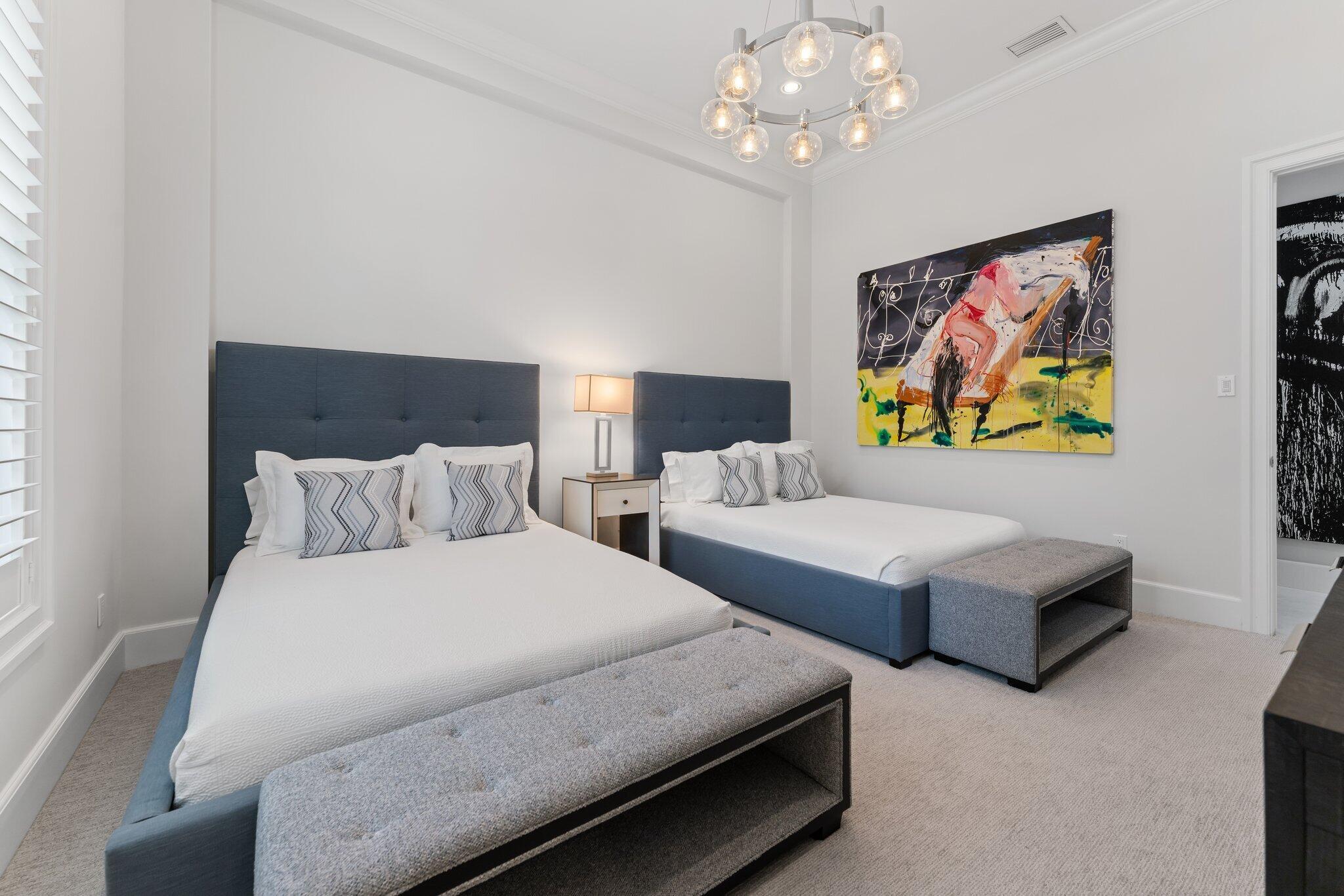 OLD PALM 4 - Residential