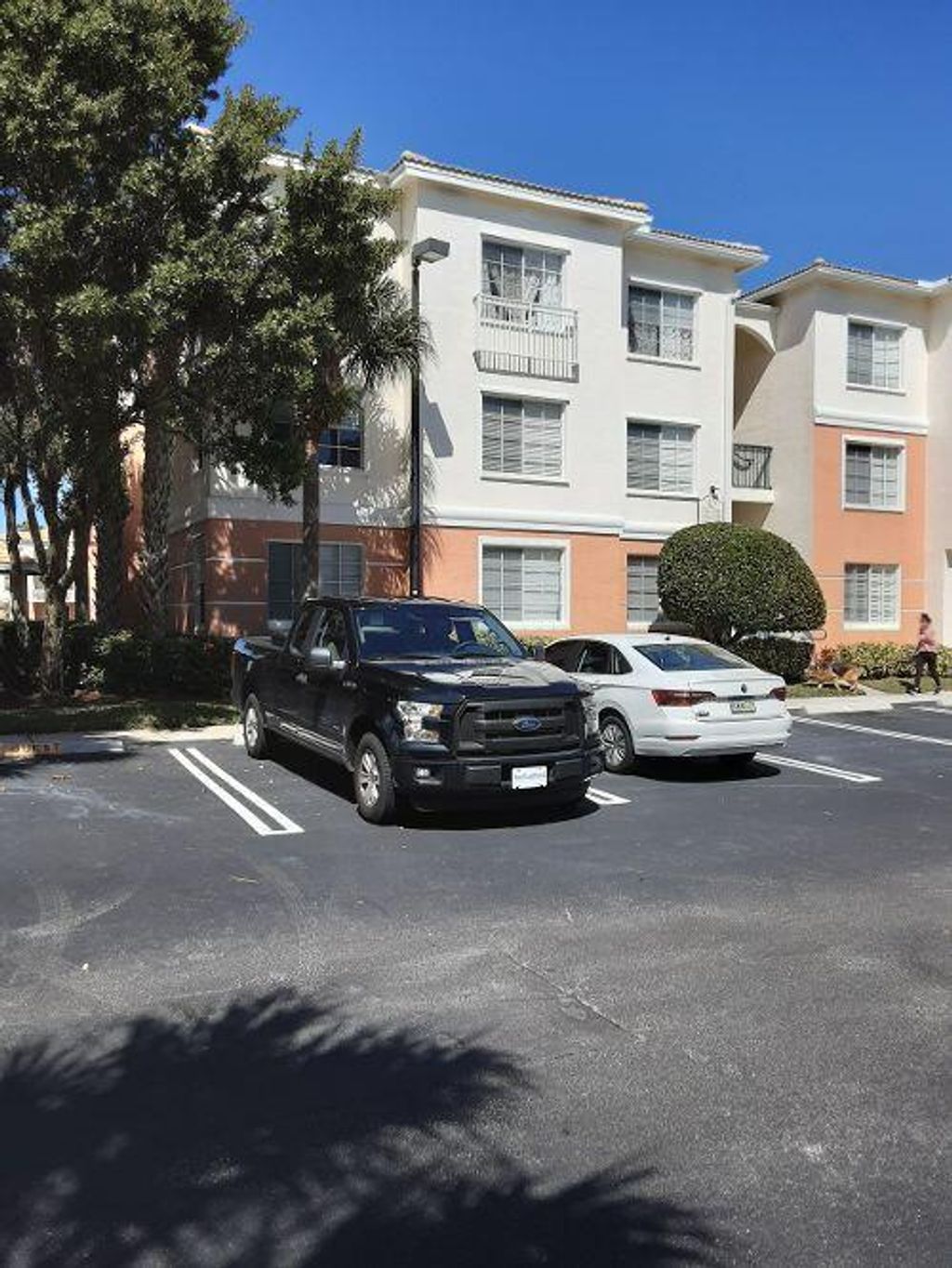 Photo of 10301 W Myrtlewood Circle W, Palm Beach Gardens, FL 33418 (MLS # R10843305)