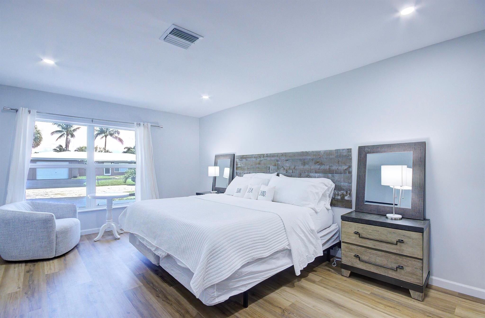 LIGHTHOUSE POINT ESTATES - Residential Lease
