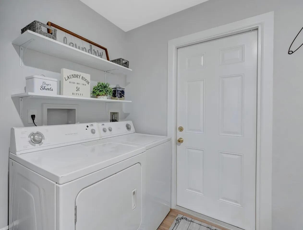 LIGHTHOUSE POINT ESTATES - Residential Lease
