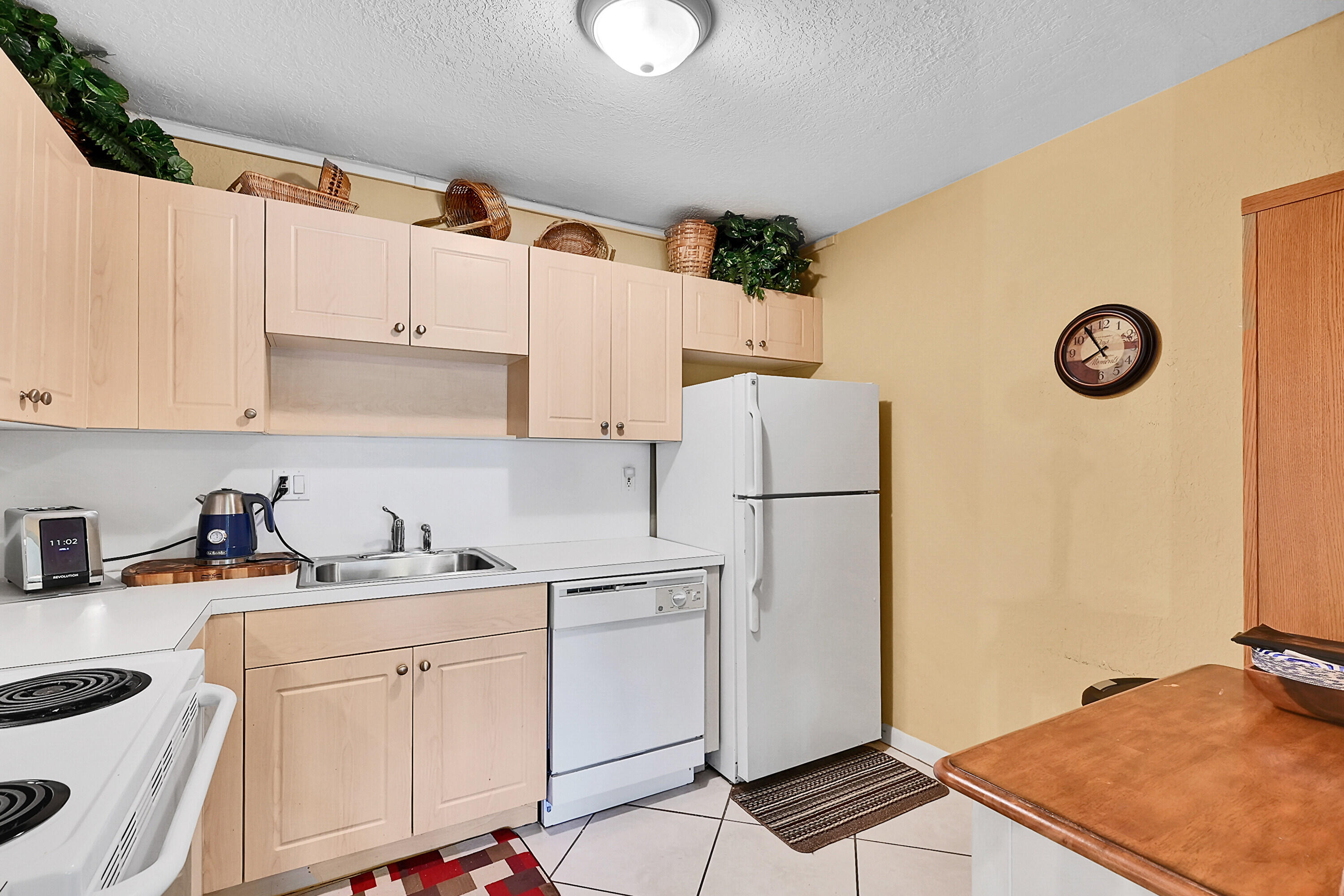 COCO CAY CONDO - Residential