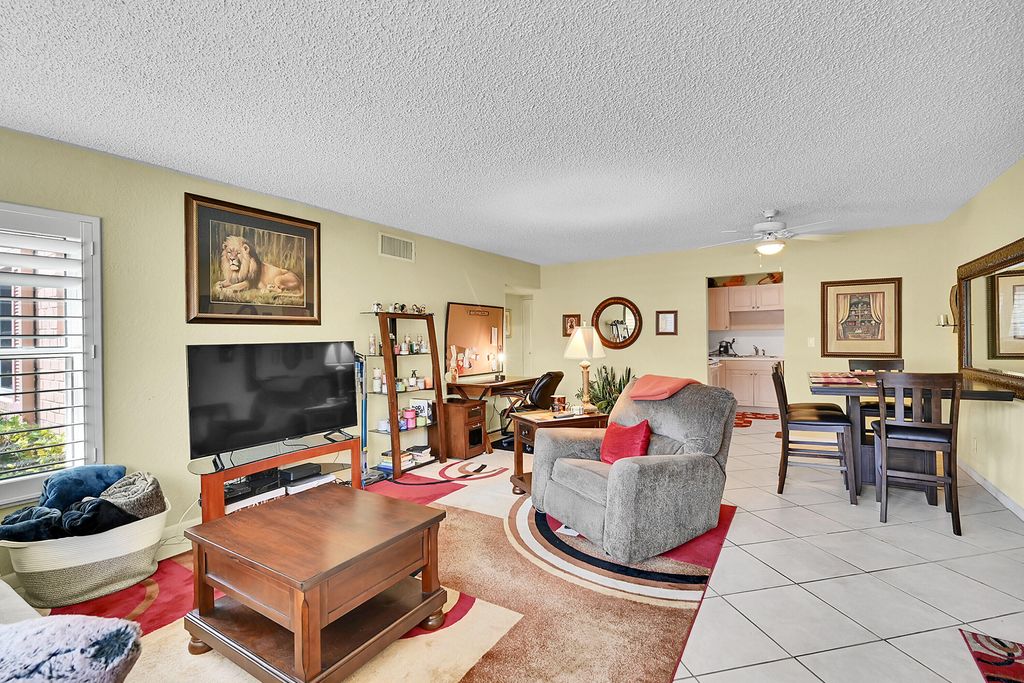 Photo of 760 SE 2nd Avenue #H105, Deerfield Beach, FL 33441 (MLS # B26005329)