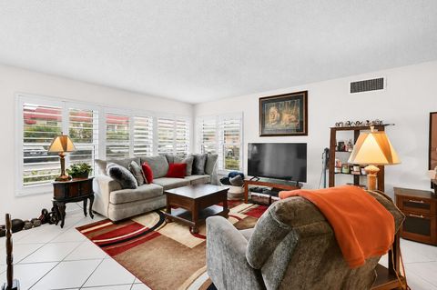 Tiny photo for 760 SE 2nd Avenue #H105, Deerfield Beach, FL 33441 (MLS # B26005329)