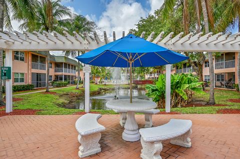 Tiny photo for 760 SE 2nd Avenue #H105, Deerfield Beach, FL 33441 (MLS # B26005329)