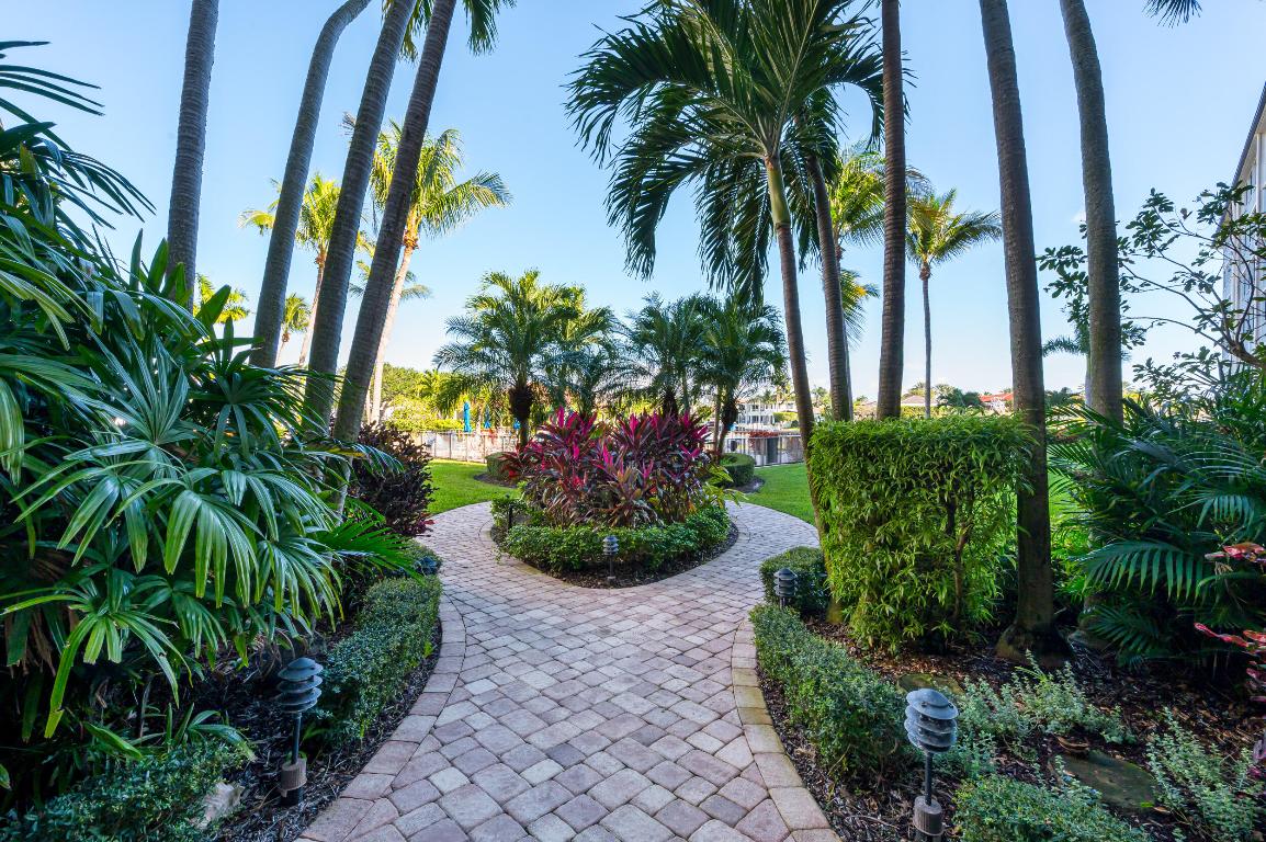 RIVER HOUSE TOWERS CONDO - Residential