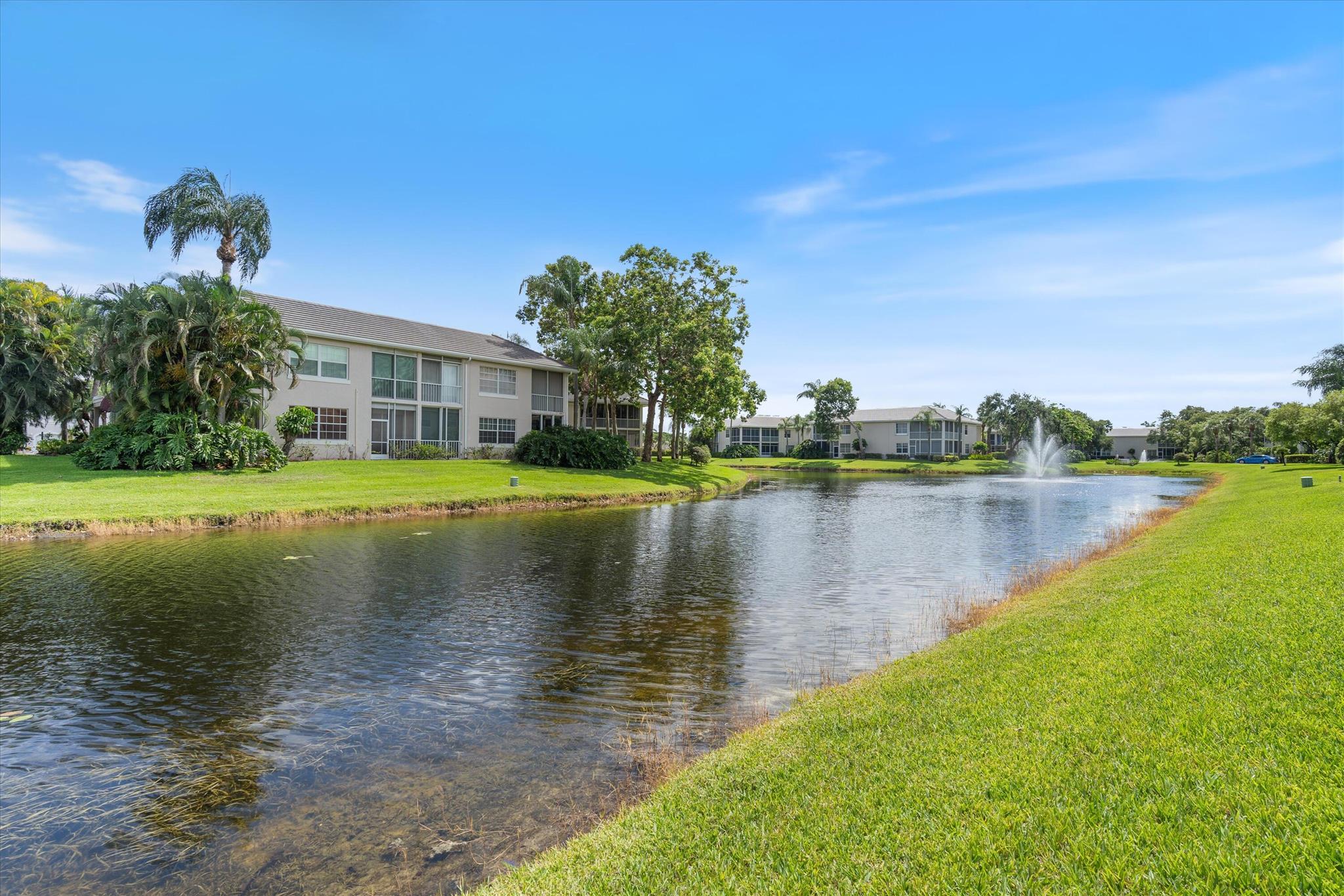 5189 Lake Catalina Drive A, Boca Raton, FL, 33496/$799,000 1 5189 Lake Catalina Drive A