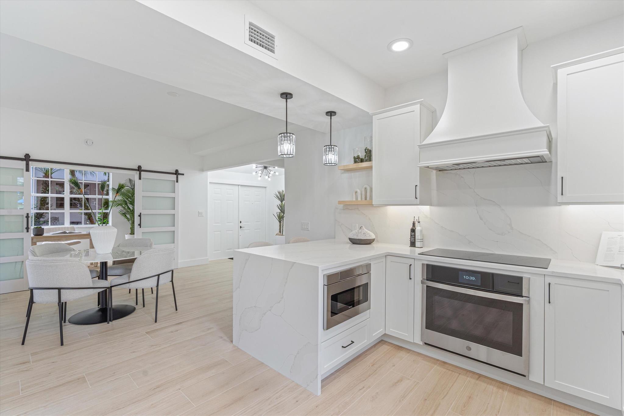5189 Lake Catalina Drive A, Boca Raton, FL, 33496/$799,000 4 5189 Lake Catalina Drive A