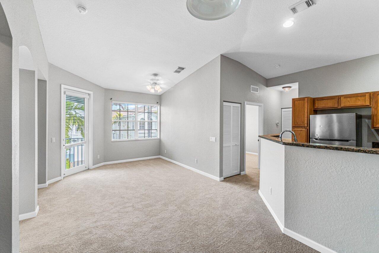 3097 LAUREL RIDGE Circle