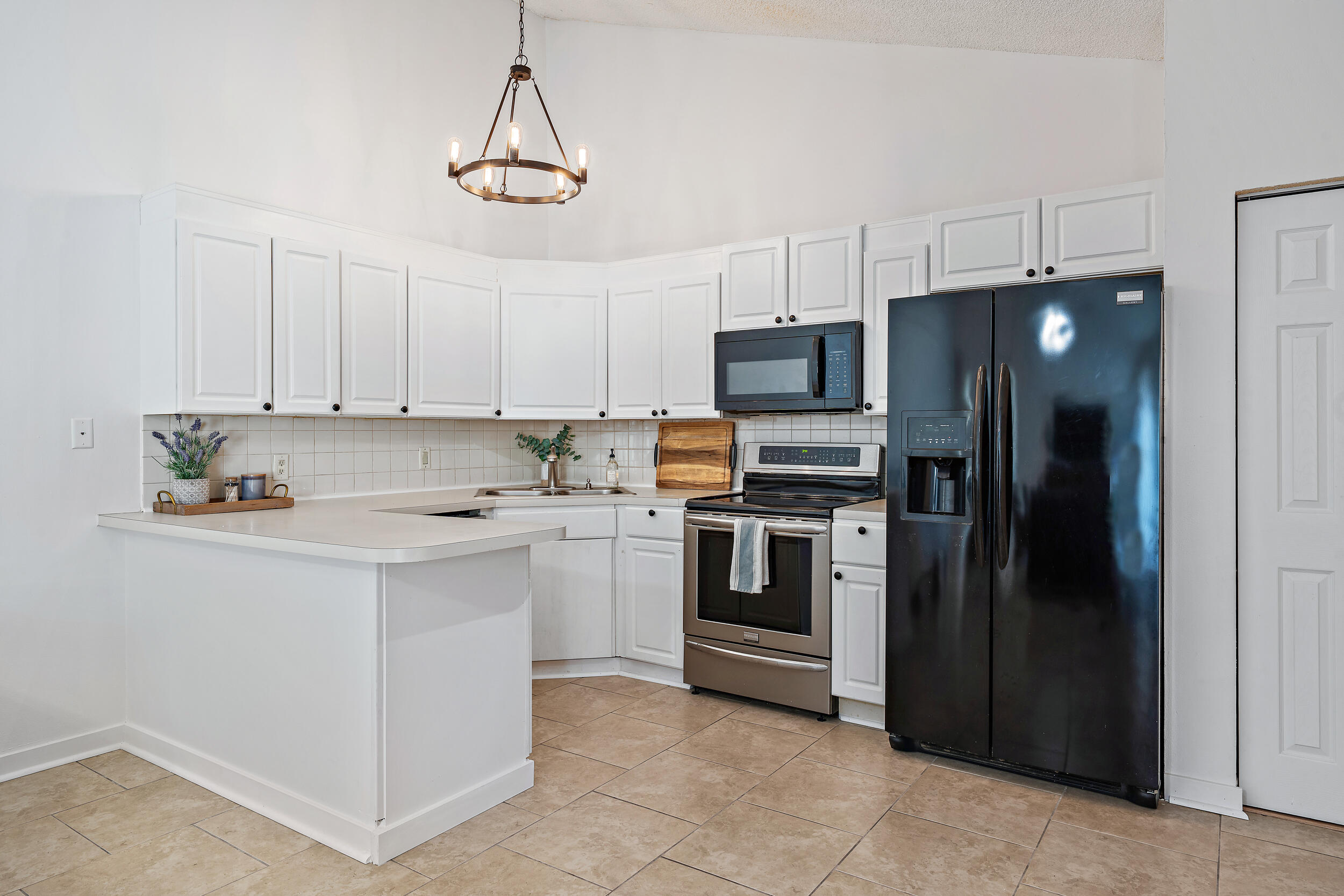 WESTWOOD GARDENS 3 - Residential