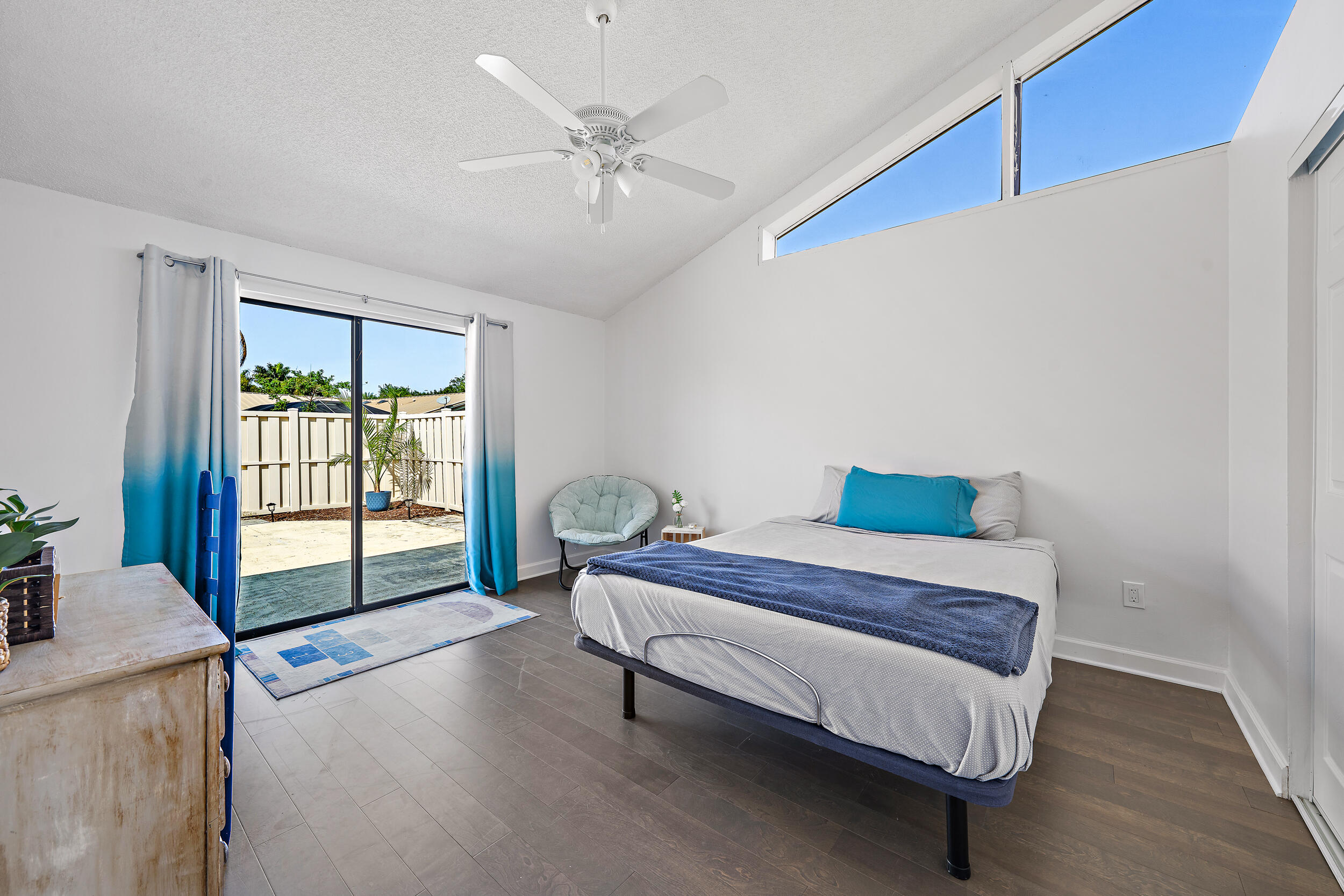 WESTWOOD GARDENS 3 - Residential