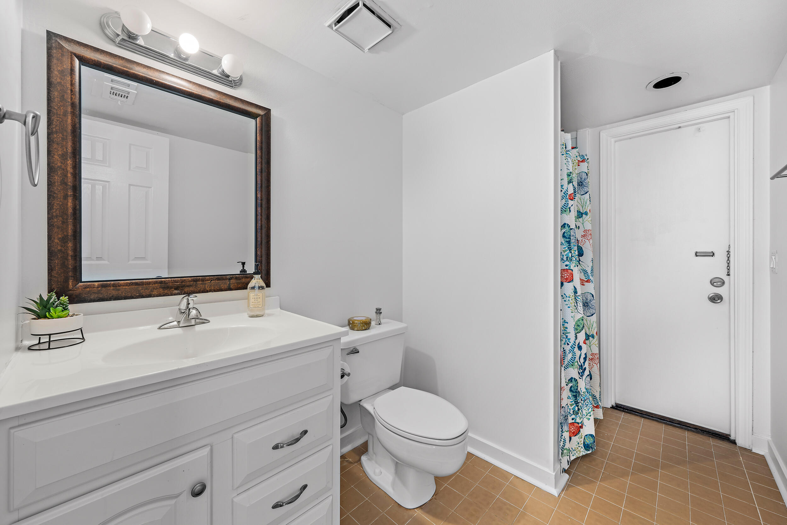 WESTWOOD GARDENS 3 - Residential