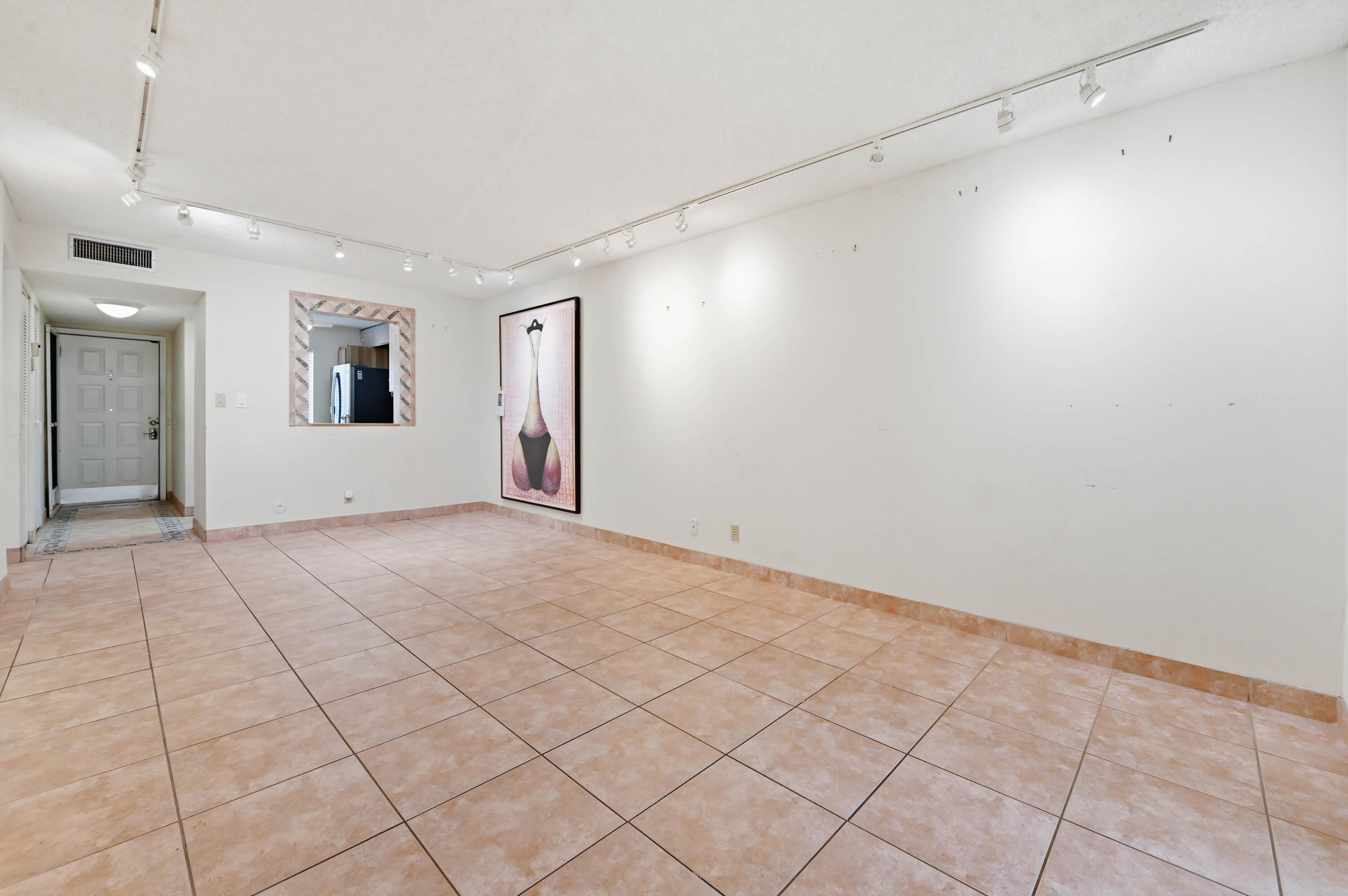 HUNTINGTON LAKES - Residential