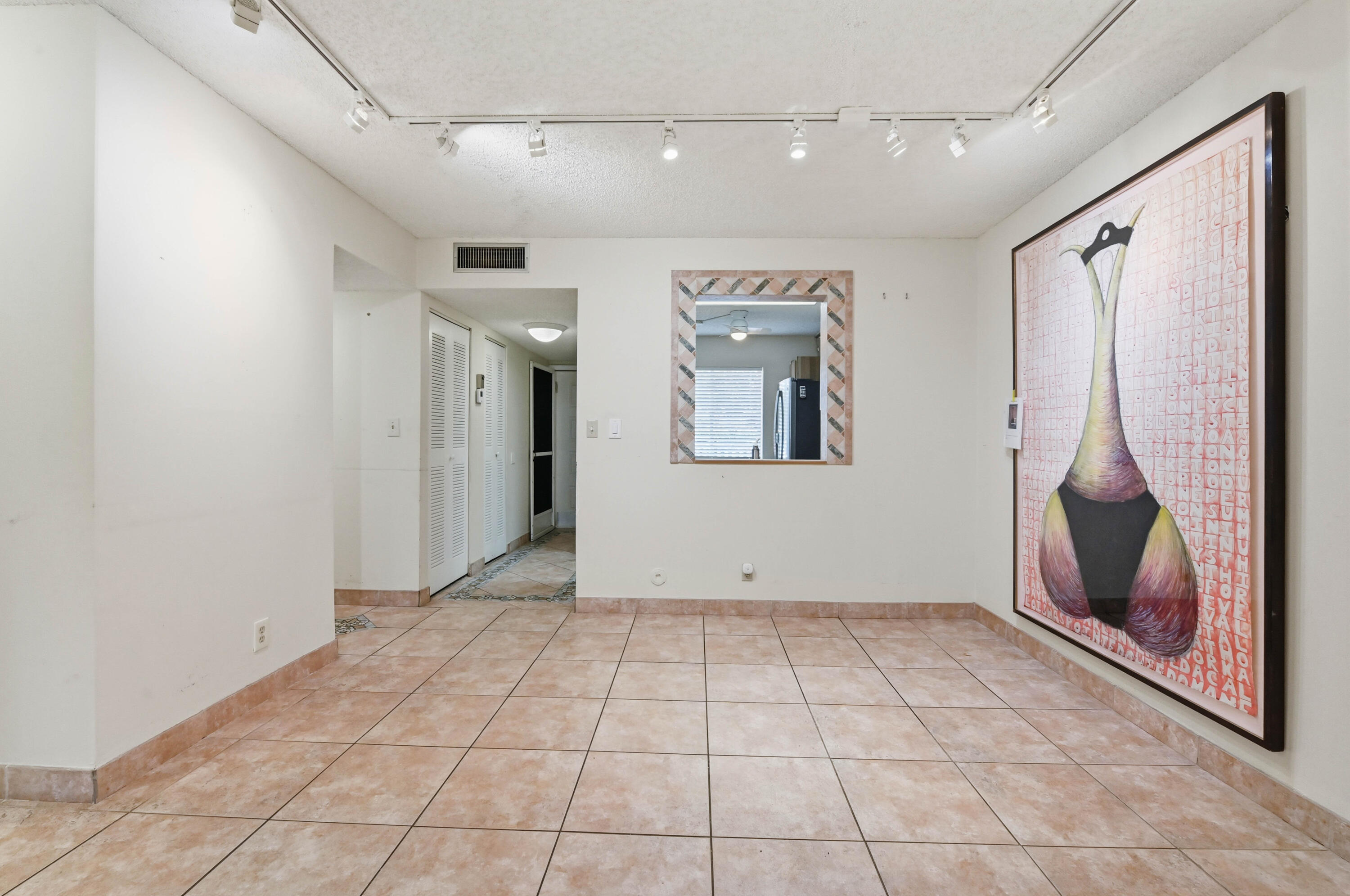 HUNTINGTON LAKES - Residential