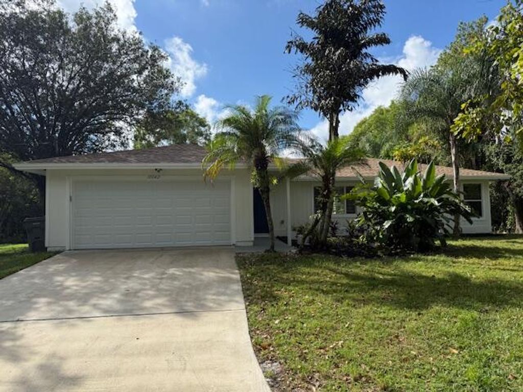 Photo of 10642 159th Court N, Jupiter, FL 33478 (MLS # R11133852)