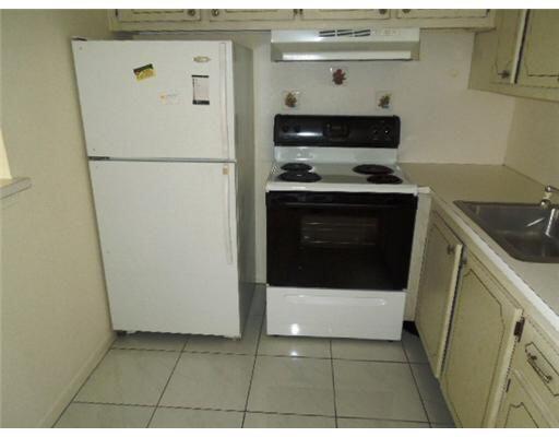 ACROSS FROM THE KENT POOL, UNFURNISHED, CERAMIC TILE FLOORING, GARDEN VIEW, SERENE AREA. 24 HOUR GATED COMMUNITY, TRANSPORTATION, FIRST FLOOR CONDO. TENNIS, RACQUETBALL, ACTIVE FITNESS CENTER AND CLUBHOUSE, LIVE THEATER, BLOCK BUSTER MOVIES, AND SO MUCH MORE