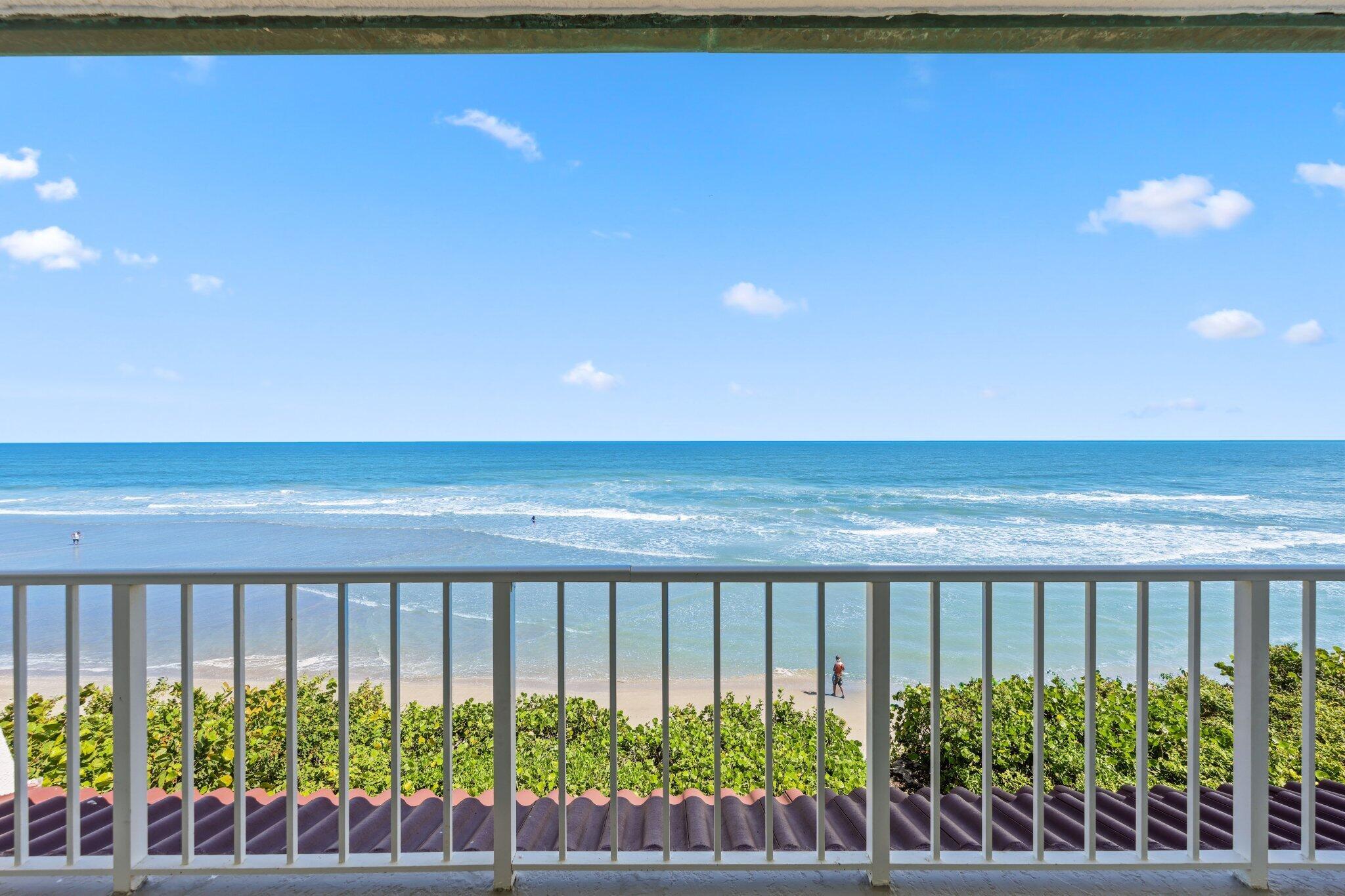 SAN REMO TOWNHOUSES CONDO - Residential