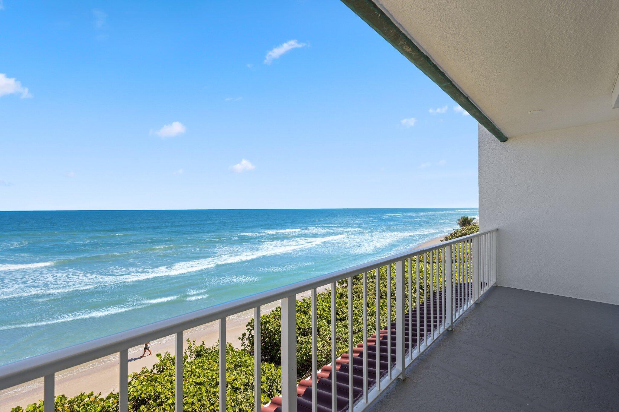 SAN REMO TOWNHOUSES CONDO - Residential