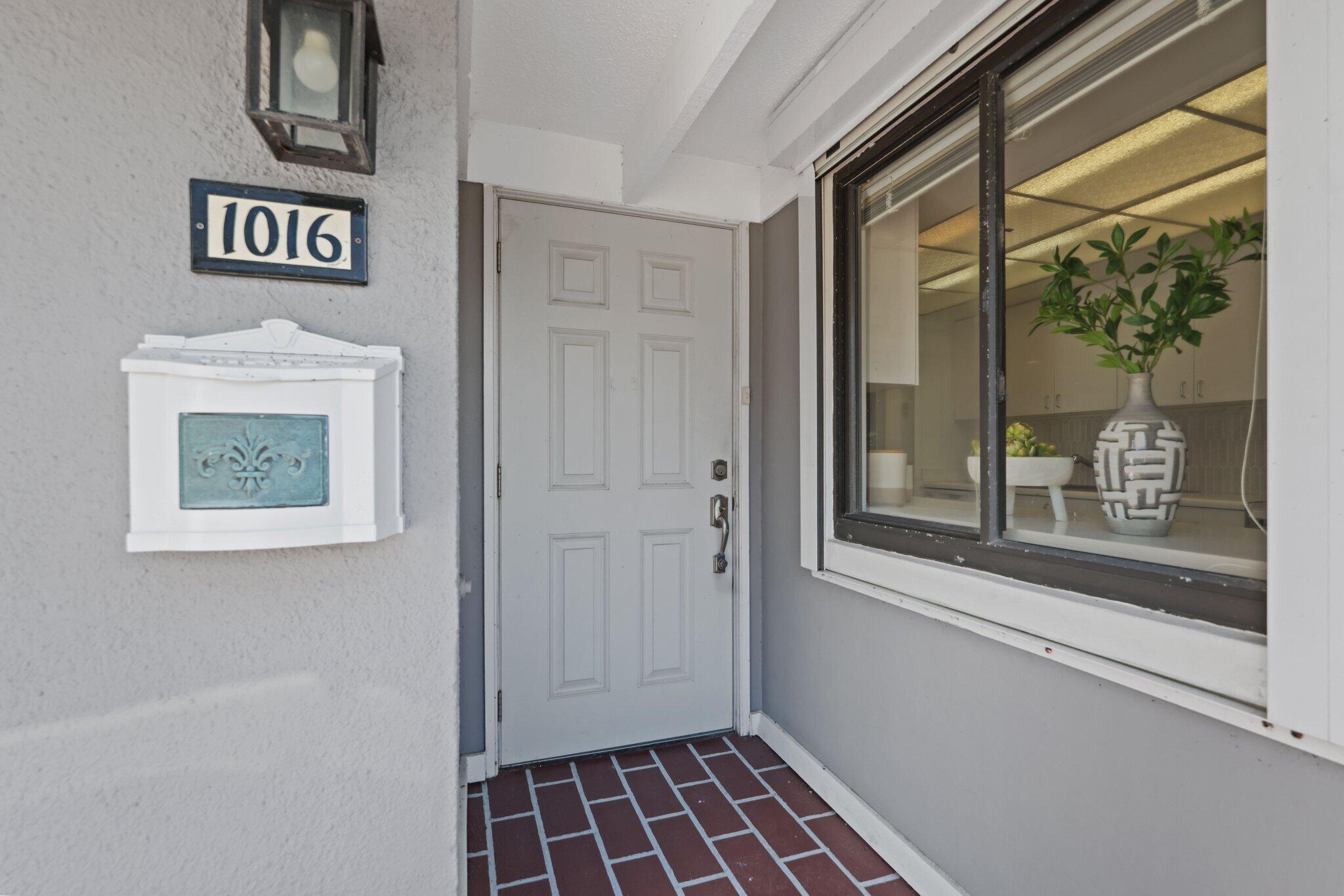 SAN REMO TOWNHOUSES CONDO - Residential