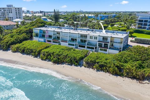 Photo of 1016 Ocean Drive, Juno Beach, FL 33408 (MLS # R11135246) Photo of 1016 Ocean Drive, Juno Beach, FL 33408 (MLS # R11135246)