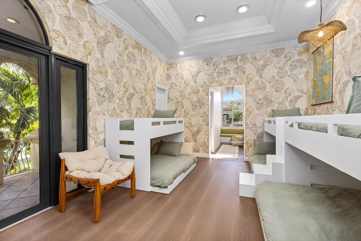 ADDISON ESTATES - Residential