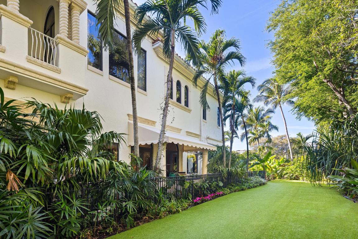 ADDISON ESTATES - Residential