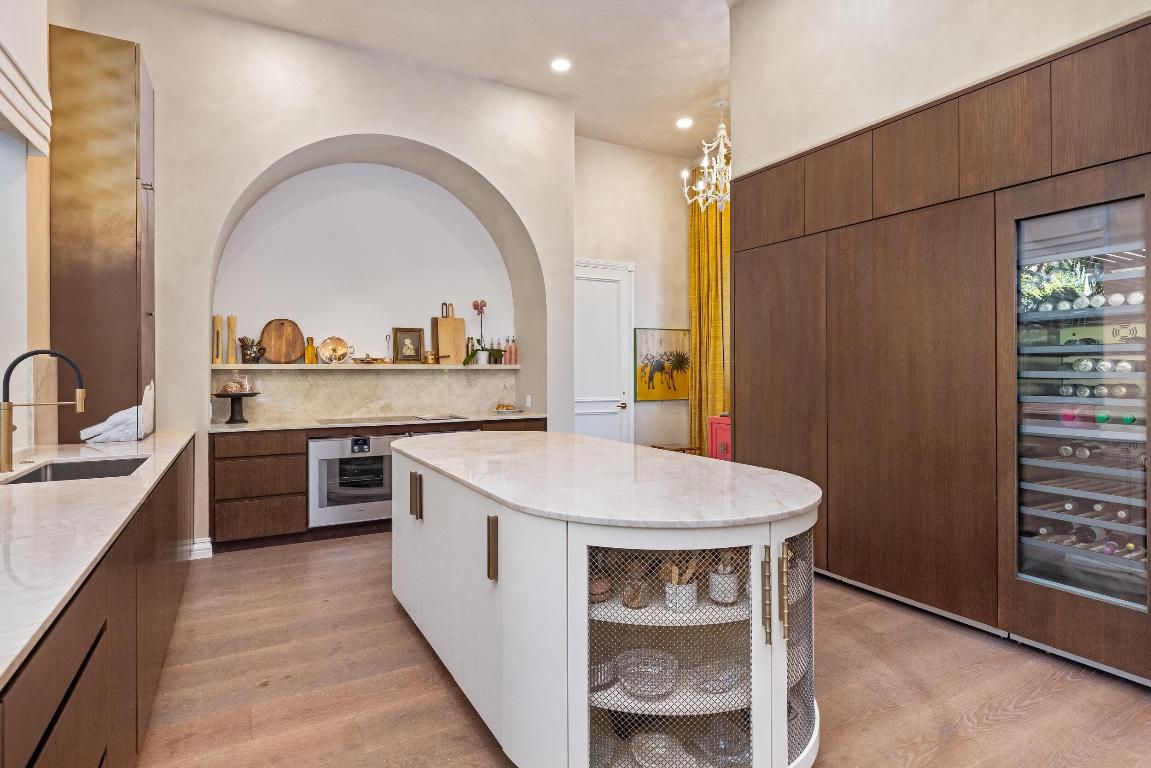 ADDISON ESTATES - Residential