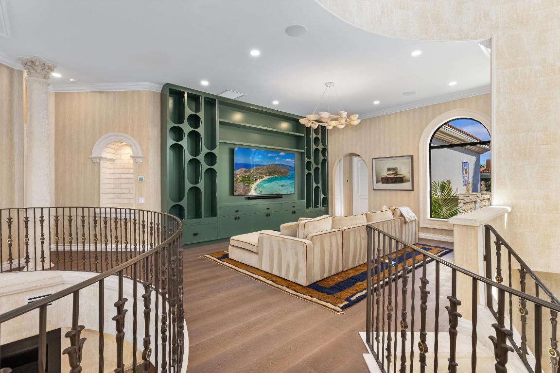 ADDISON ESTATES - Residential