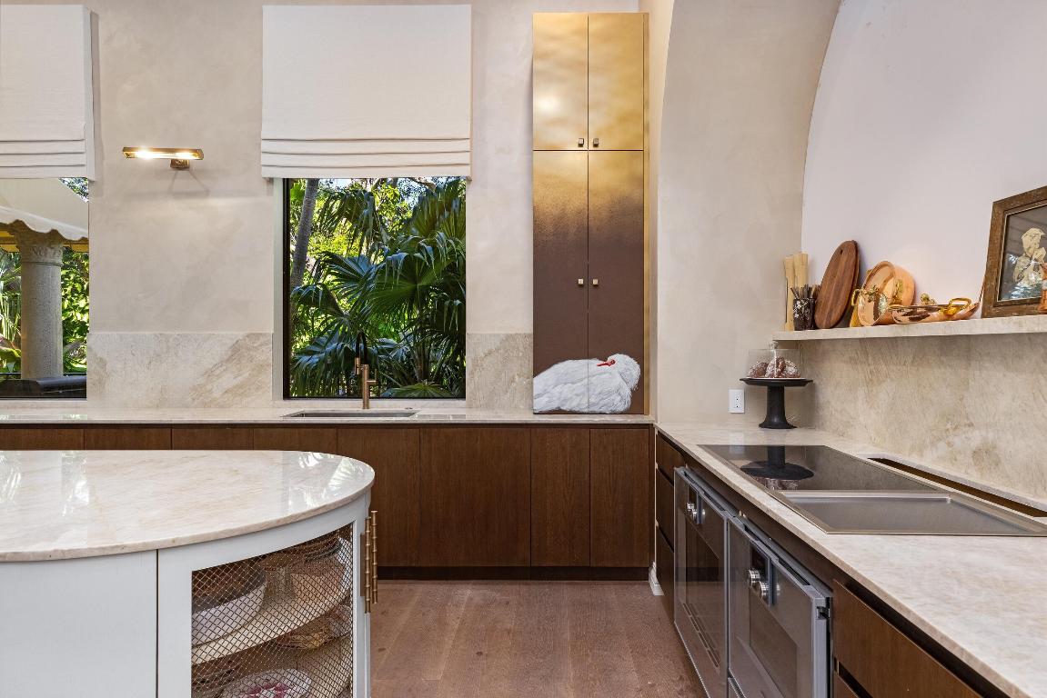 ADDISON ESTATES - Residential