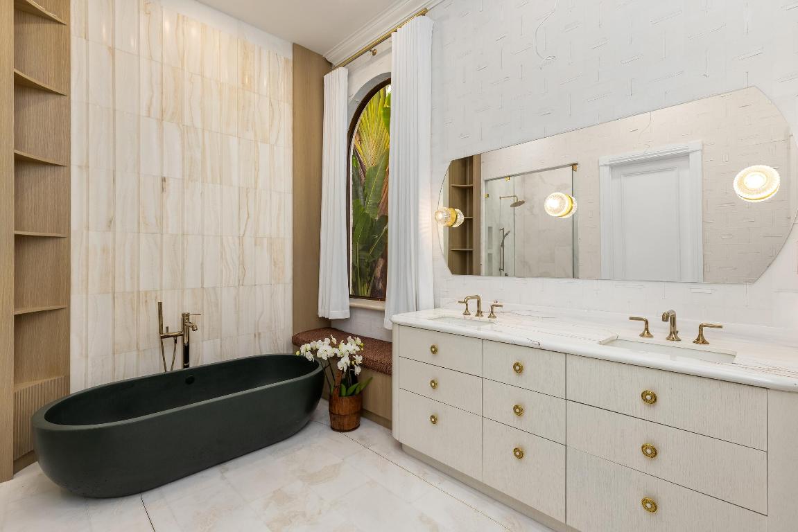 ADDISON ESTATES - Residential