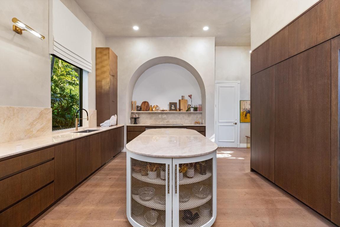 ADDISON ESTATES - Residential