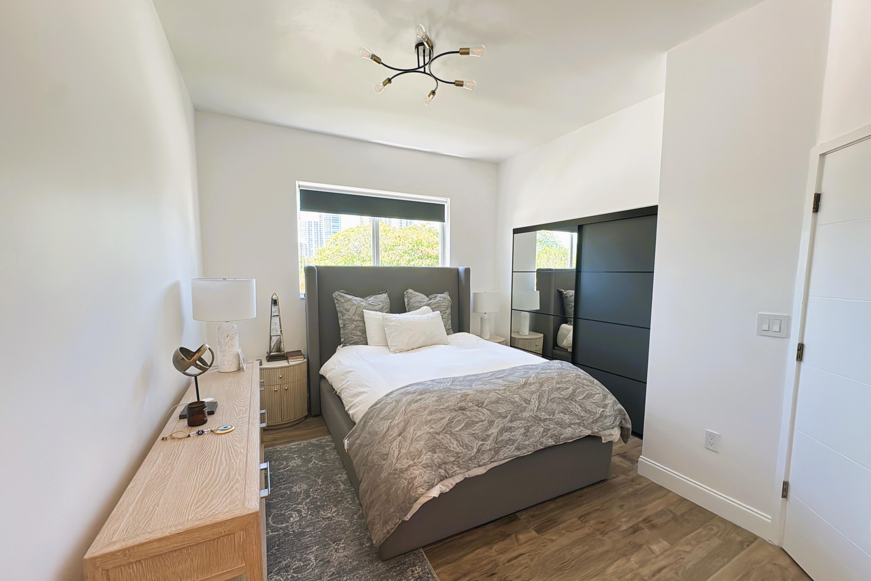 THE FOUNTAINHEAD CONDO - Residential