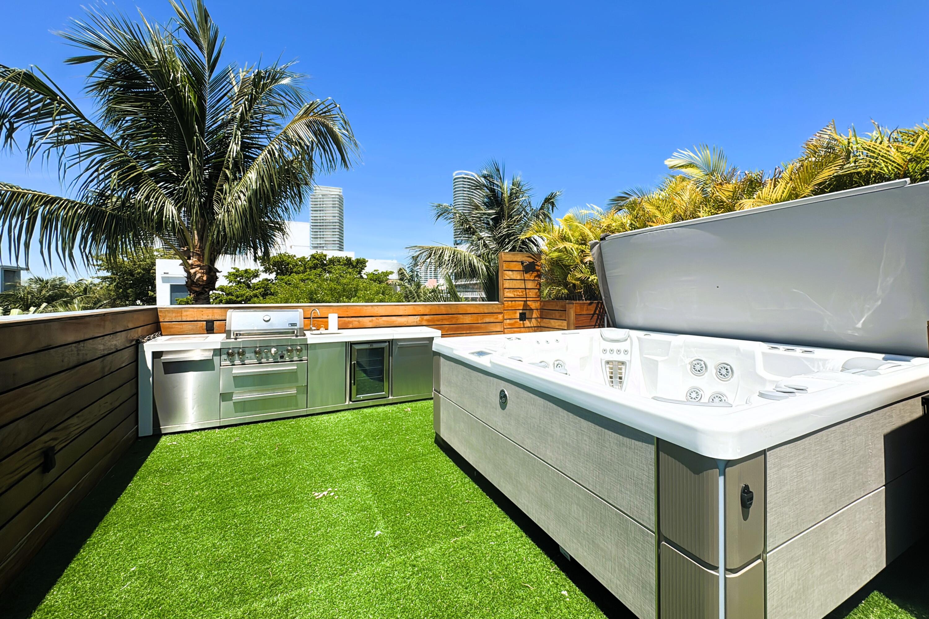 THE FOUNTAINHEAD CONDO - Residential
