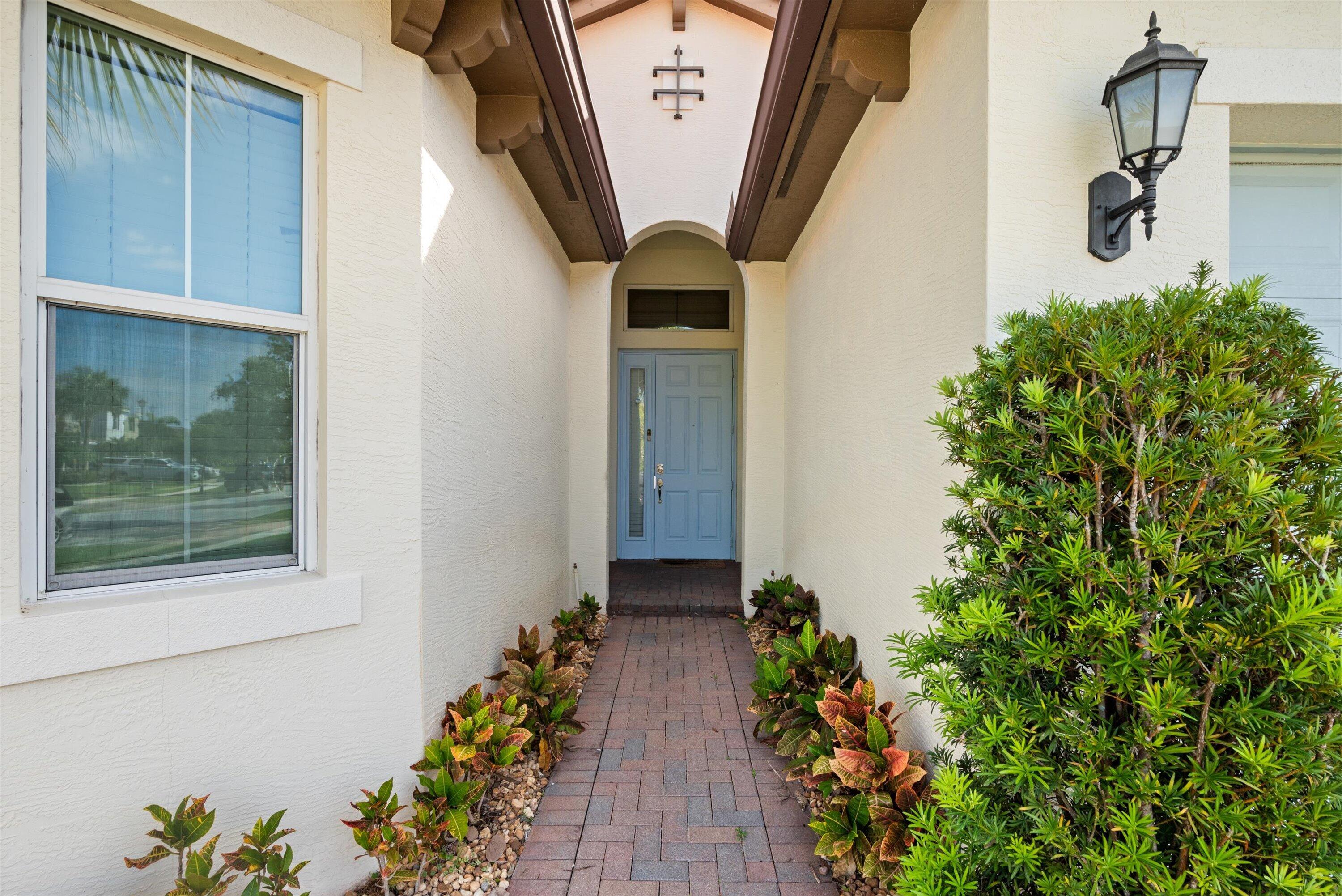 2925 Bellarosa Circle