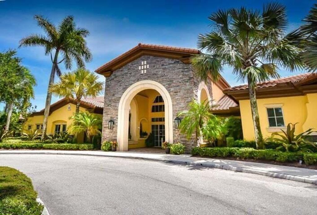 Photo of 167 Evergrene Parkway, Palm Beach Gardens, FL 33410 (MLS # R10950403)