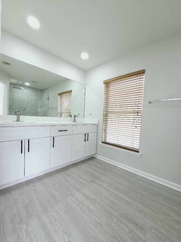 Pine Lake - Residential