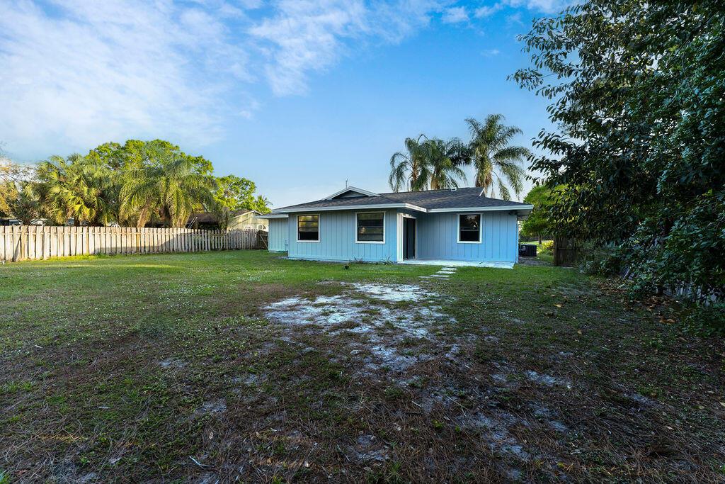 PORT ST LUCIE SECTION 12 - Residential Lease