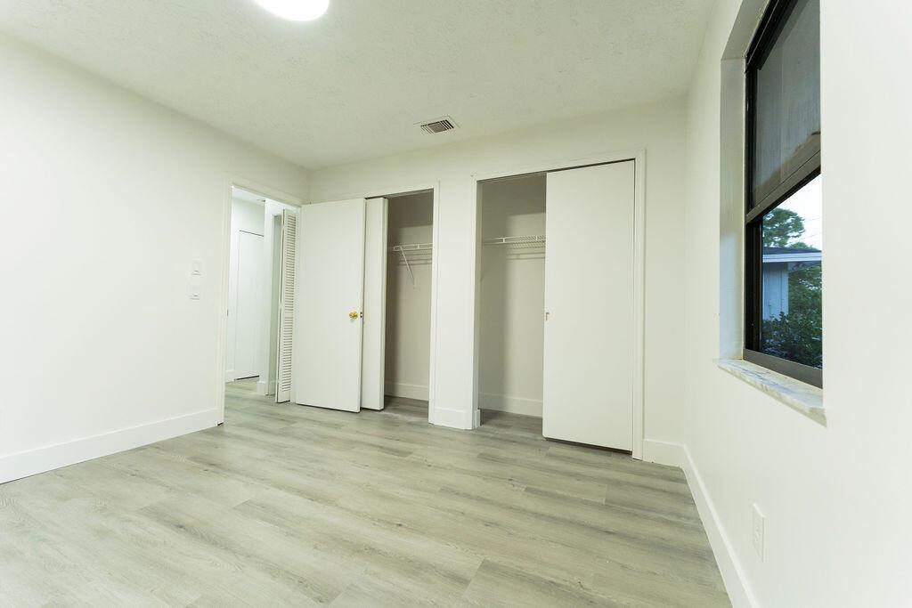 PORT ST LUCIE SECTION 12 - Residential Lease