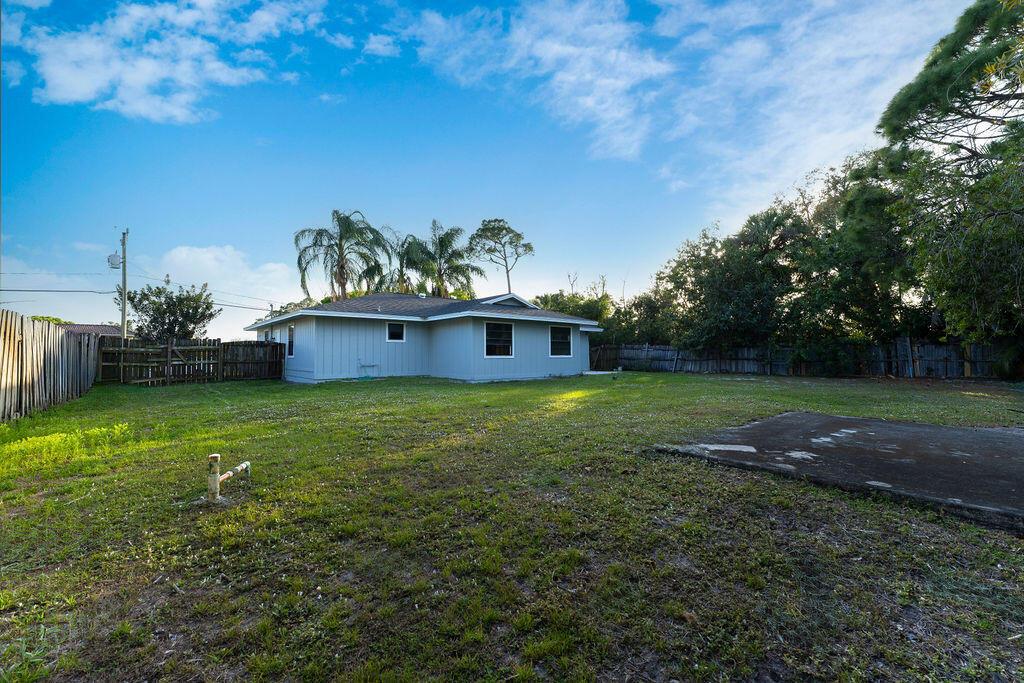 PORT ST LUCIE SECTION 12 - Residential Lease