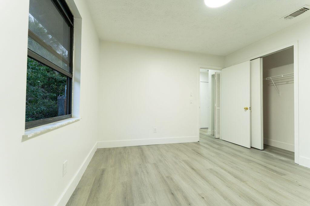 PORT ST LUCIE SECTION 12 - Residential Lease