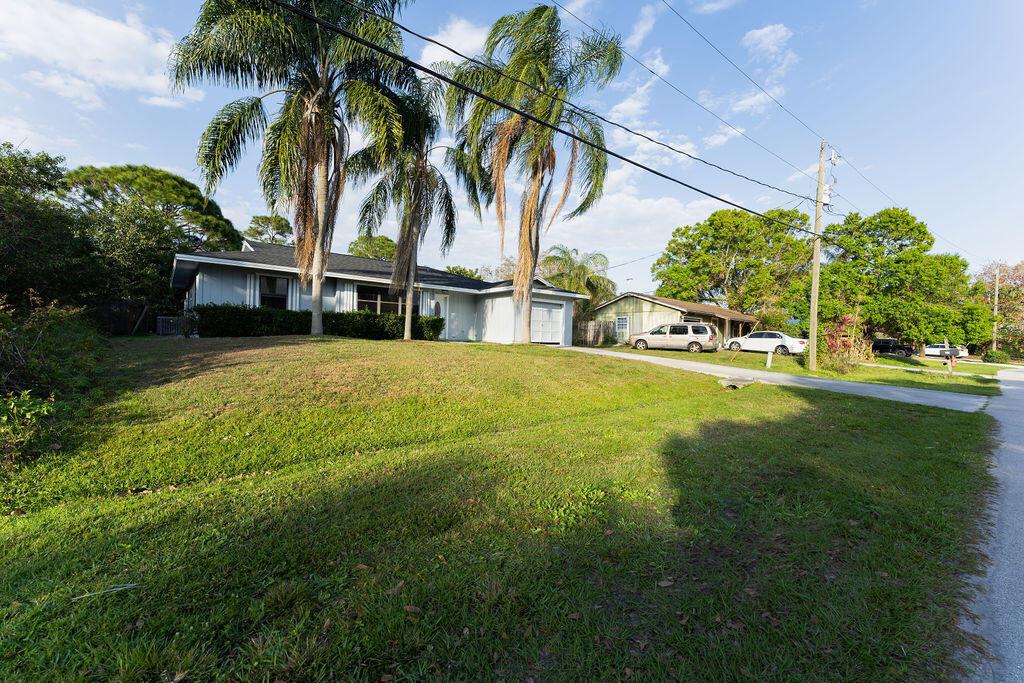 PORT ST LUCIE SECTION 12 - Residential Lease