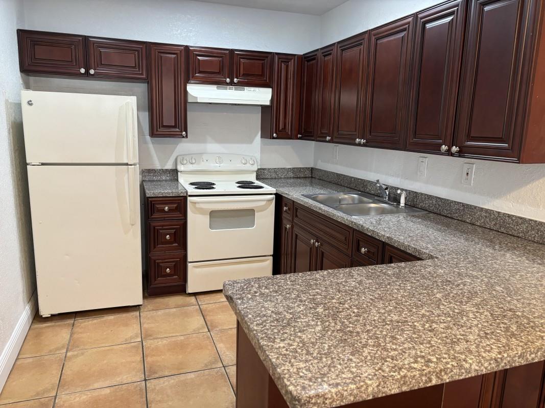 Ft Lauderdale Estates 1st - Residential Income