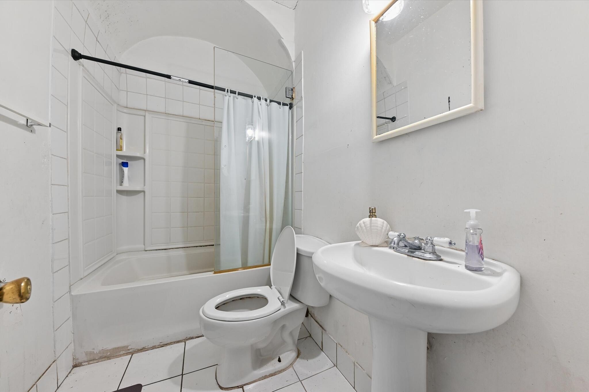 VISTA ENCANTO ADD - Residential