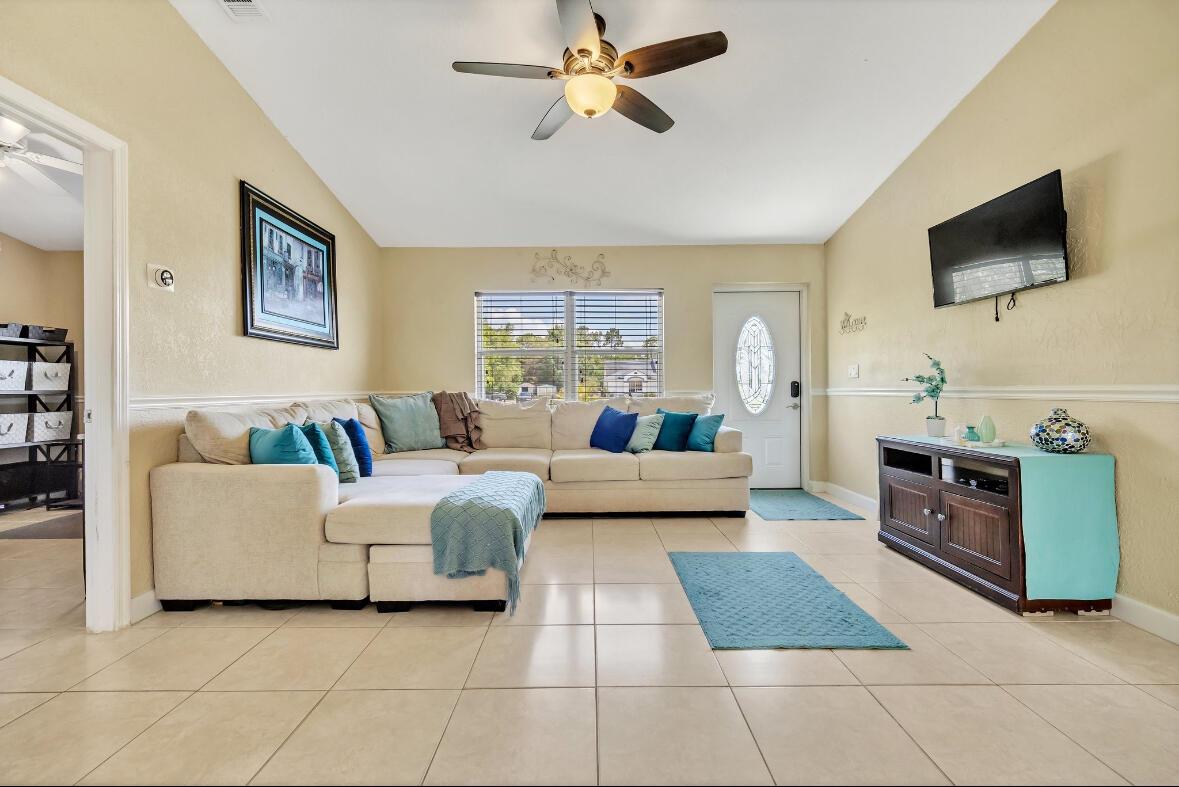 13167 75th Lane N