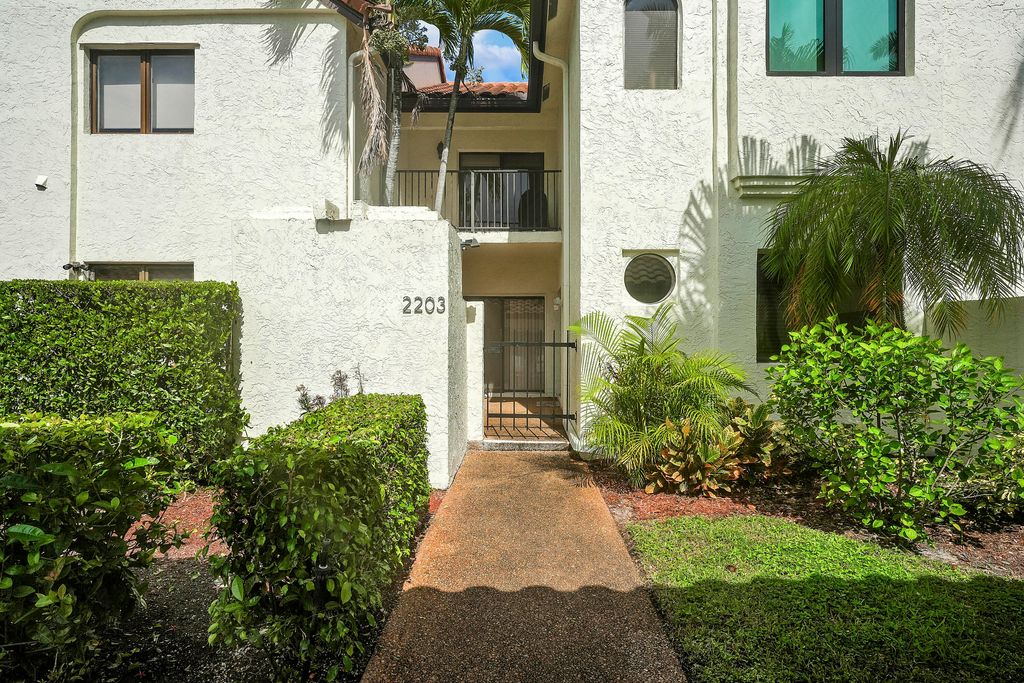 Photo of 7860 Seville Place #2203, Boca Raton, FL 33433 (MLS # B26007672)