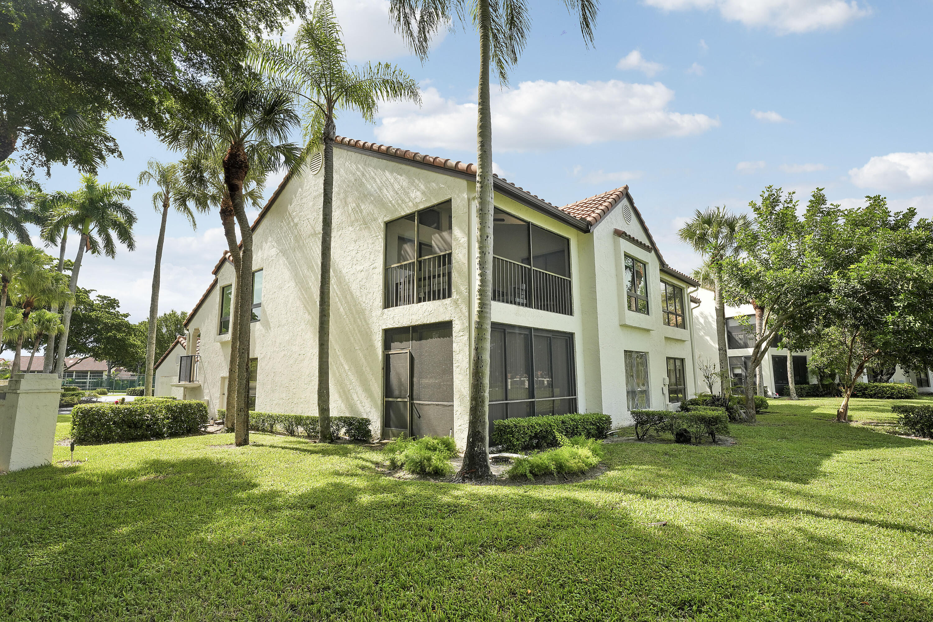 EL VIENTO - Residential