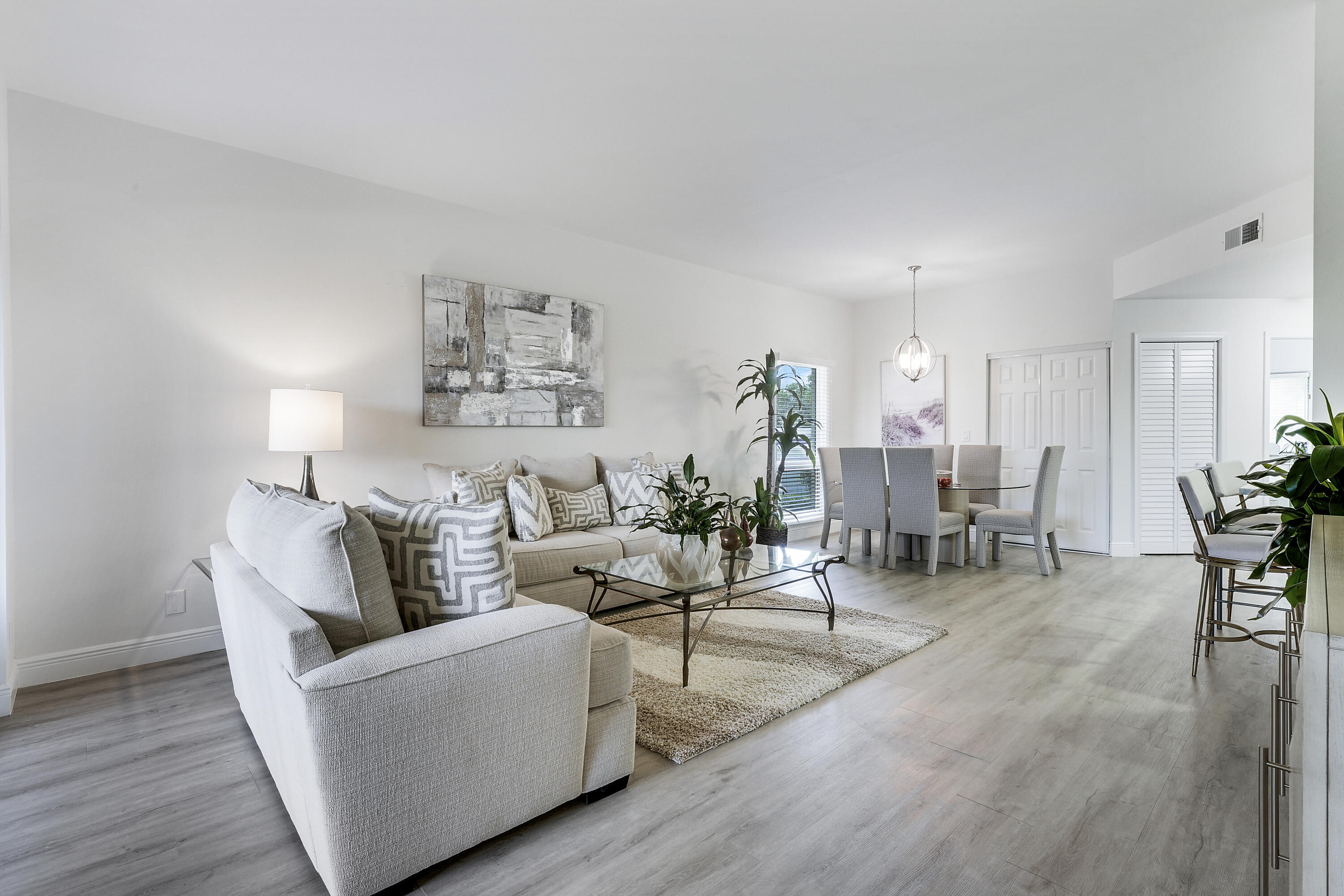 EL VIENTO - Residential