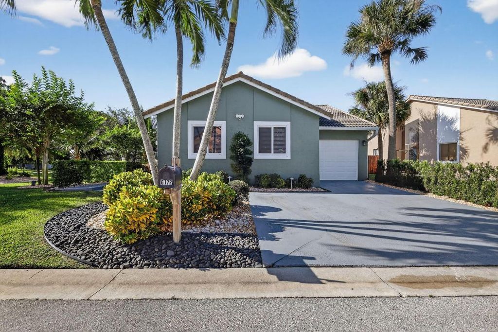 Photo of 6172 97th Court S, Boynton Beach, FL 33437 (MLS # R11136018)