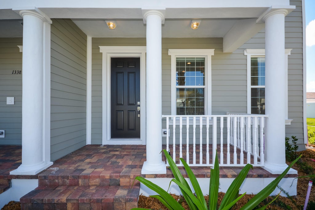 Photo of 1342 Turnbridge Drive, Jupiter, FL 33458 (MLS # B26029175)